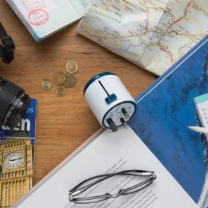 Adaptor world travel cu USB