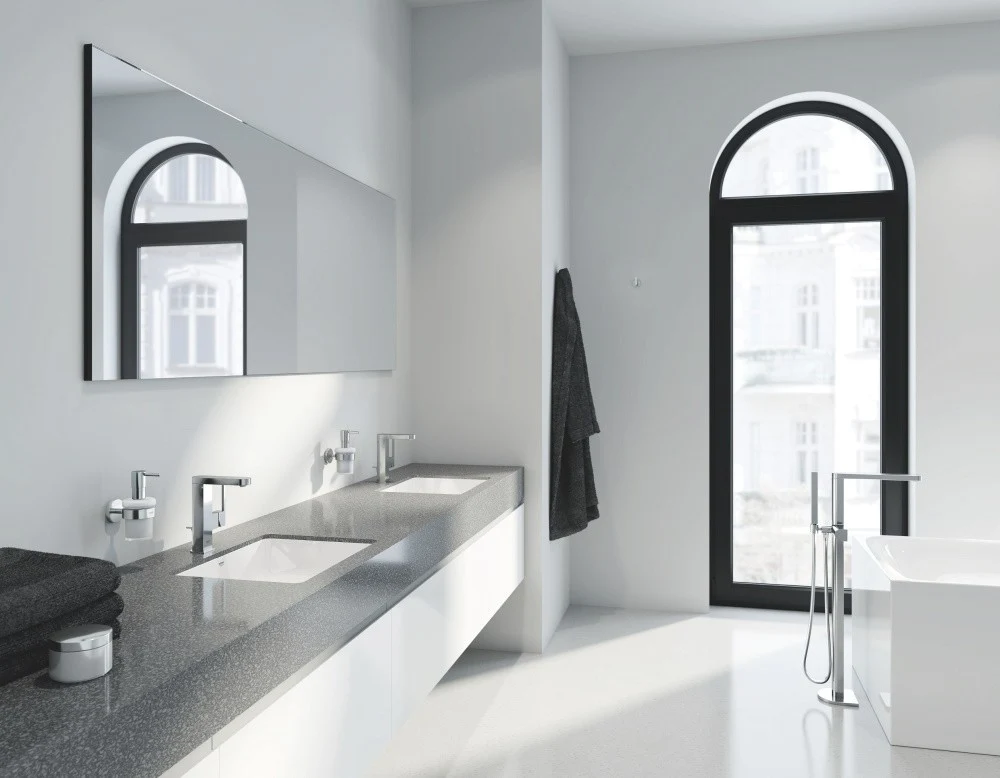 Grohe Plus Baterie cada freestanding