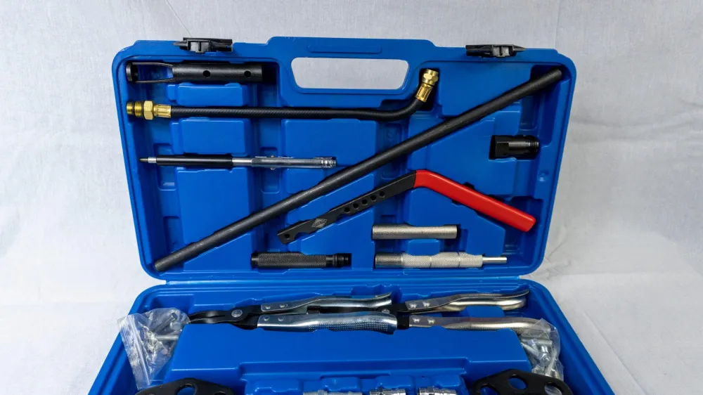 Trusa Presa si cleste arcuri pentru supape