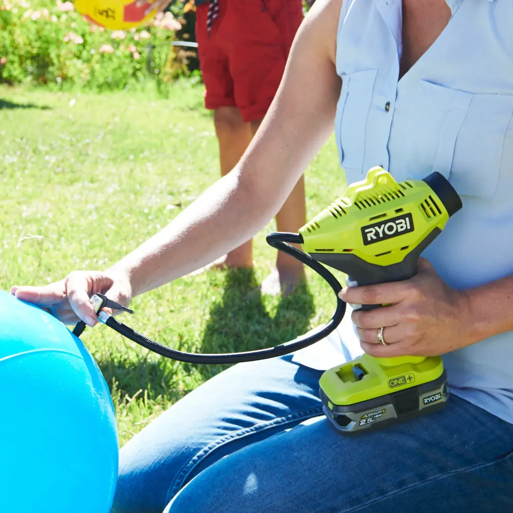 Compresor compact Ryobi R18PI-0