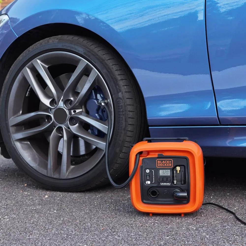 Compresor portabil Black+Decker ASI400-XJ