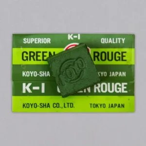 Compus de lustruit Koyo "Green Rouge" [smaller chunk]