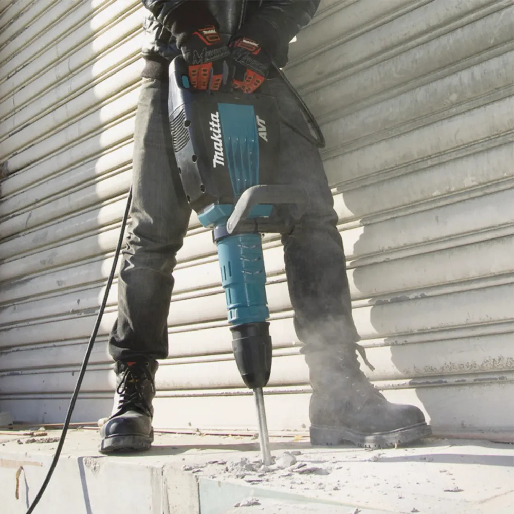 Ciocan de demolare Makita HM1214C 1500W