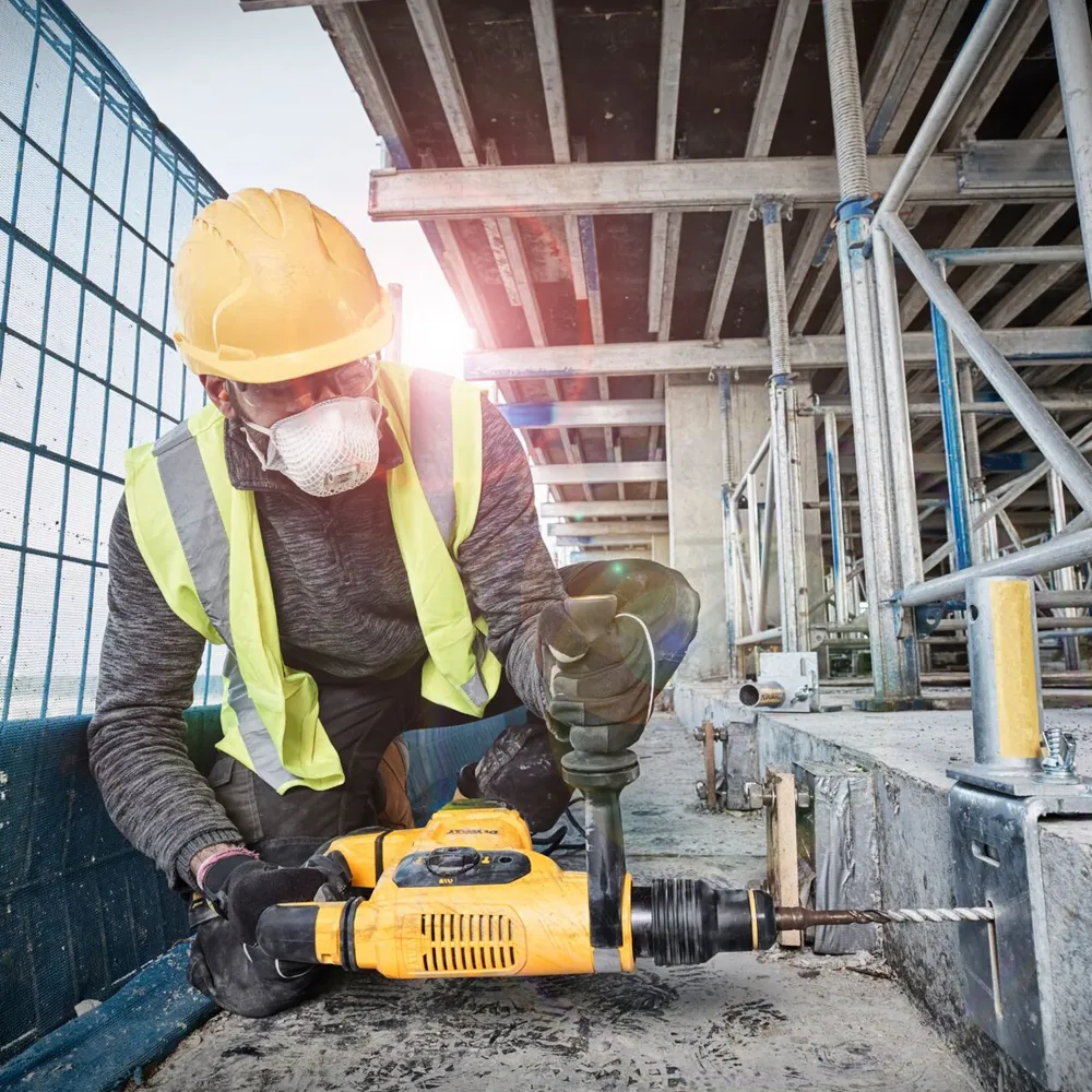 Demolator Dewalt D25810K-QS 1050W