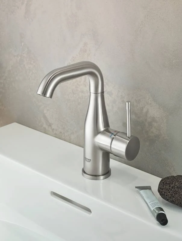 Baterie lavoar aspect inox Grohe Essence, cu ventil pop-up, marime M
