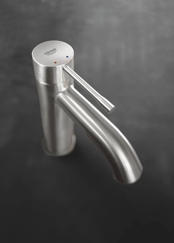 Baterie lavoar aspect inox Grohe Essence, cu ventil pop-up, marime S