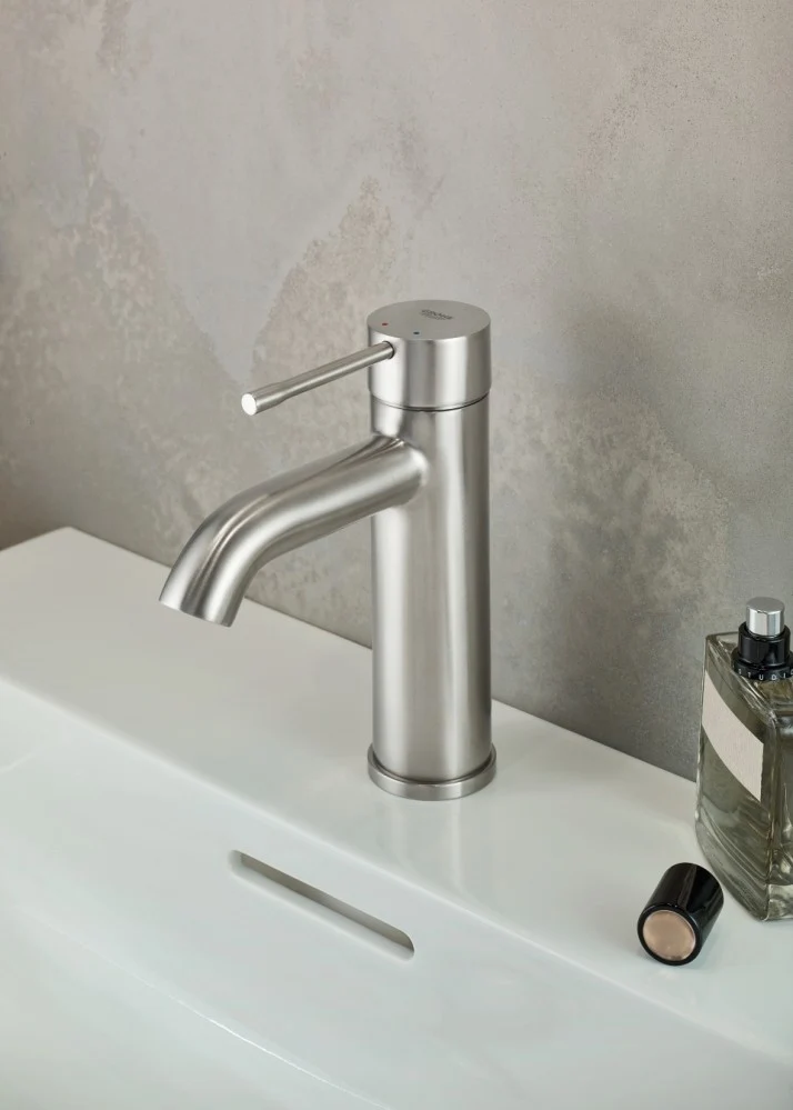 Baterie lavoar aspect inox Grohe Essence, cu ventil pop-up, marime S
