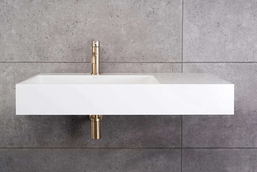 Lavoar baie pe blat dreptunghiular 90 cm conglomerat alb lucios – Rea Archi