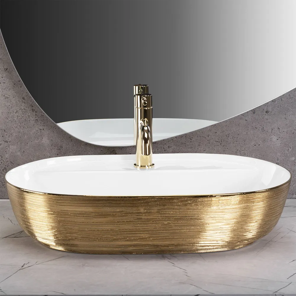 Lavoar baie pe blat oval 61 cm ceramic alb cu auriu periat – Rea Aura
