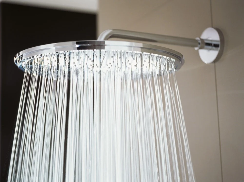 Palarie dus fix Grohe Rainshower Cosmopolitan 310, Ø31 cm cu brat, limitator de debit, montaj pe perete