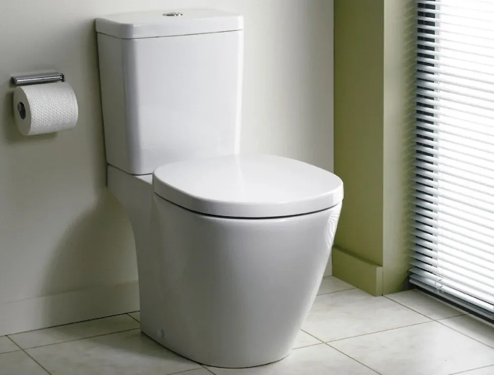 Set promo Vas WC pe pardoseala cu rezervor aparent si capac Ideal Standard Connect 36x66 cm evacuare orizontala
