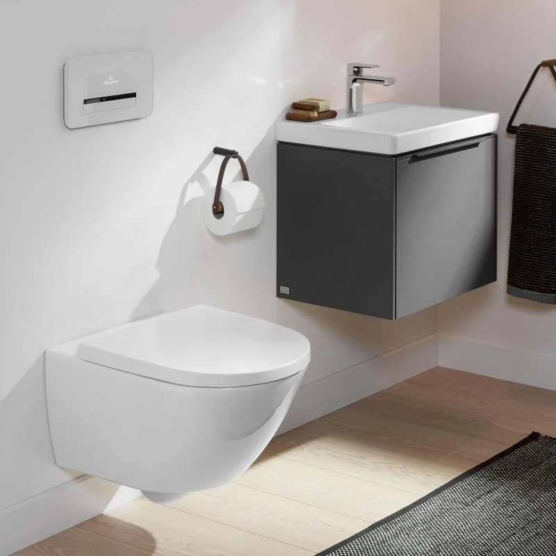 Set Vas WC suspendat cu capac soft close Villeroy & Boch Subway 3.0 TwistFlush 37x56 cm evacuare orizontala