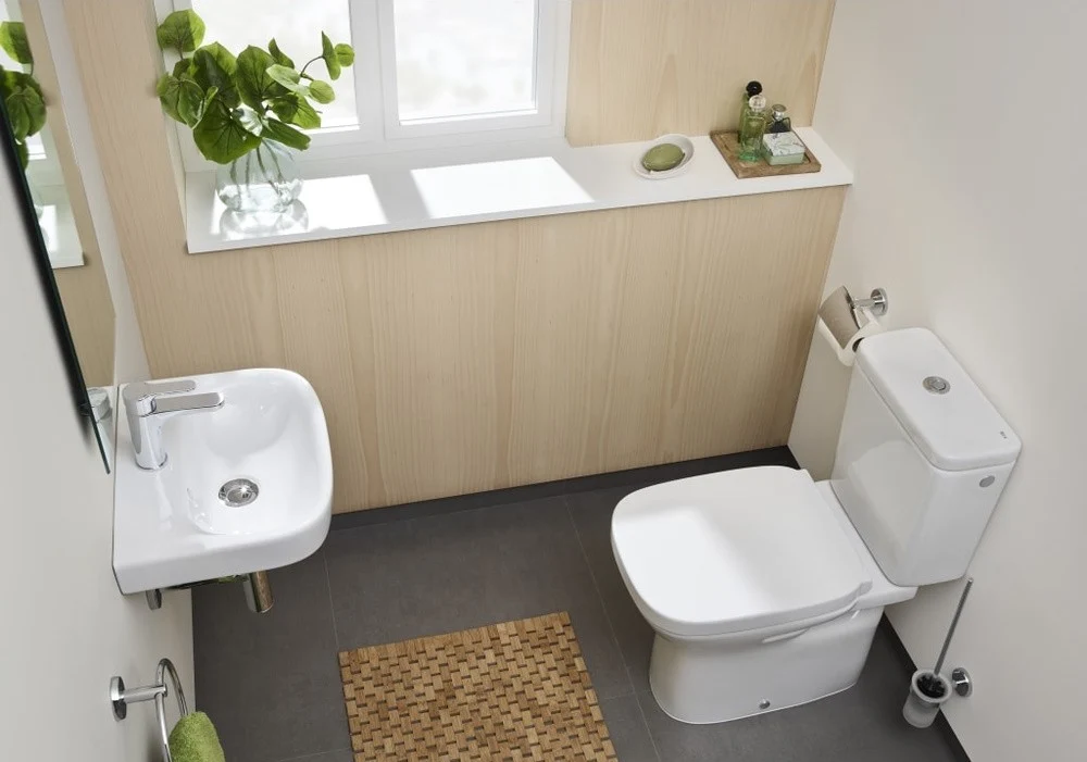 Vas WC pe pardoseala Roca Debba 36x66 cm evacuare orizontala