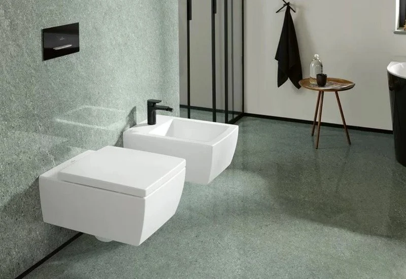 Vas WC suspendat Villeroy & Boch Memento 2.0 38x56 cm evacuare orizontala, sistem spalare DirectFlush