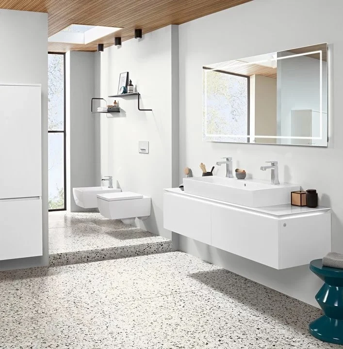 Vas WC suspendat Villeroy & Boch Memento 2.0 38x56 cm evacuare orizontala, sistem spalare DirectFlush