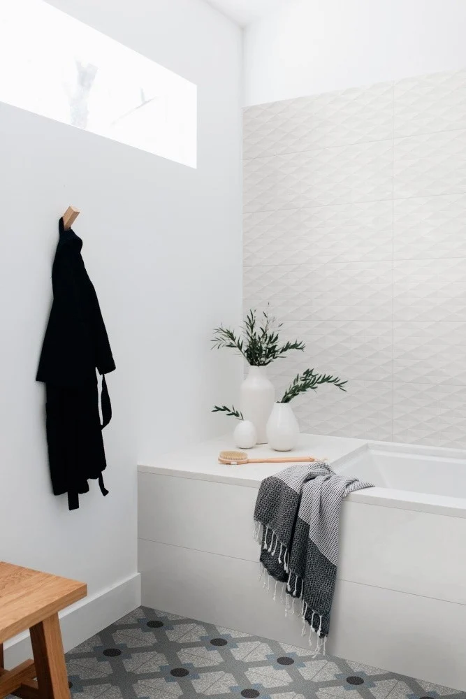 Faianta baie / bucatarie alba 25x76 cm, Marazzi Chill White