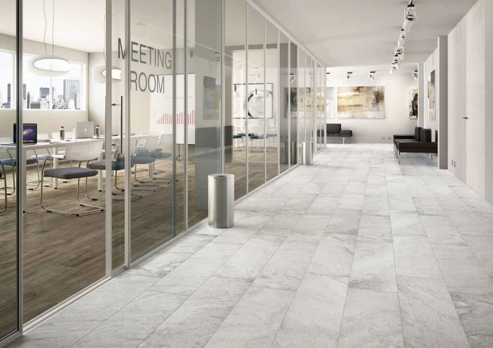 Gresie exterior / interior portelanata rectificata alba 60x60 cm, Marazzi Mystone Quarzite Ghiaccio
