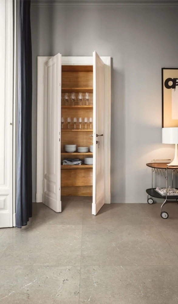 Gresie exterior / interior portelanata rectificata gri 30x60 cm, Marazzi Mystone Limestone Taupe