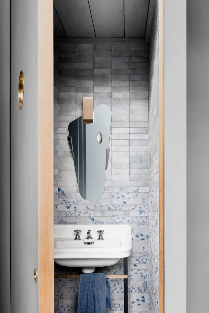 Gresie interior portelanata gri 5x15 cm, Marazzi Rice Grigio Lux
