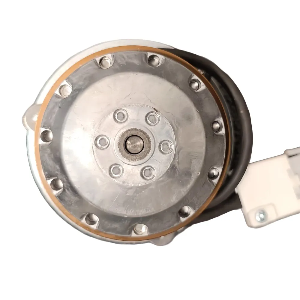 Motor suflante de atac de la 30 kW