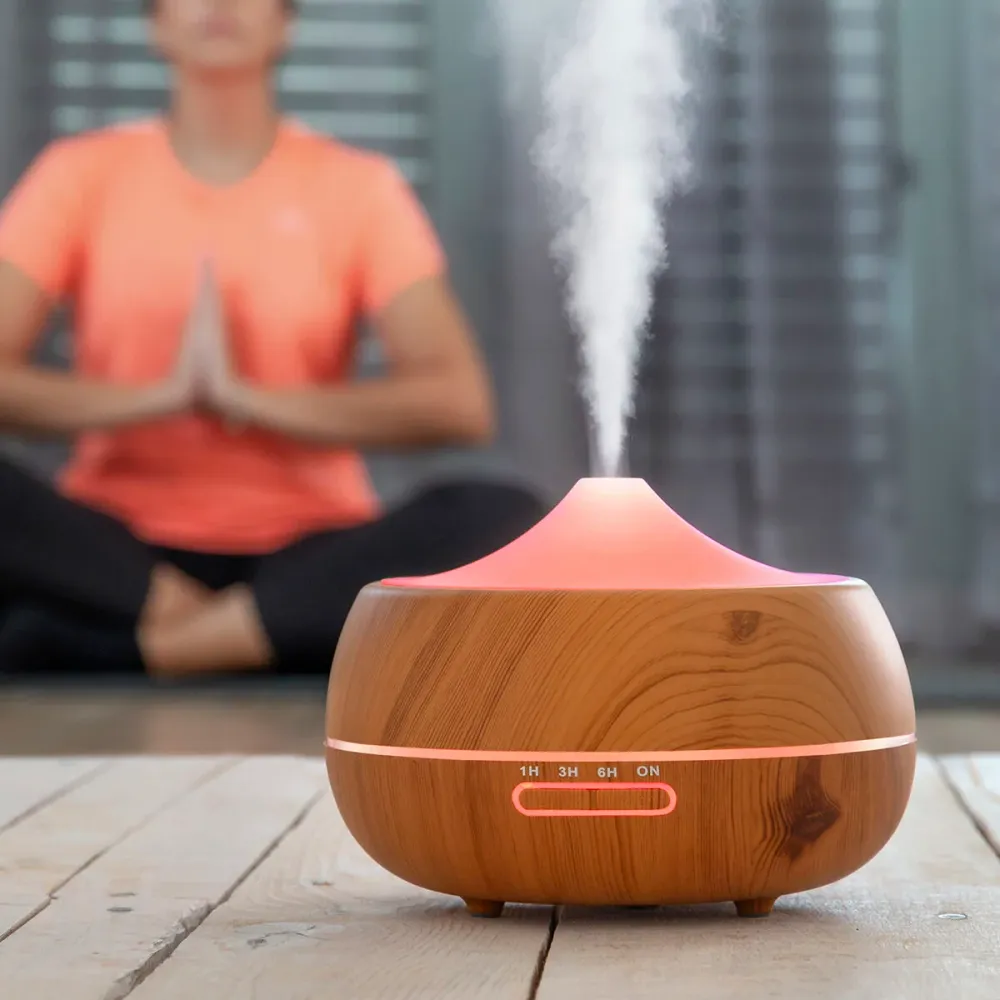 Umidificator cu difuzor de aromă cu LED multicolor Wooden-Effect InnovaGoods
