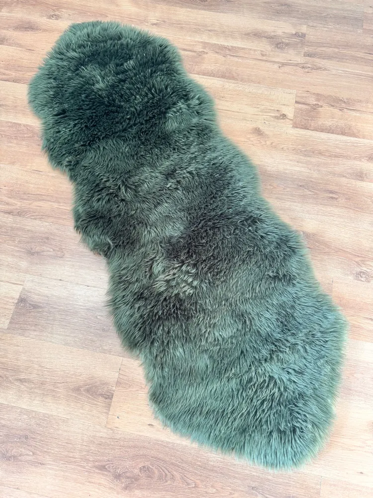 Covor »Dena« verde din blană eco foarte moale și pufoasă 65x185 cm