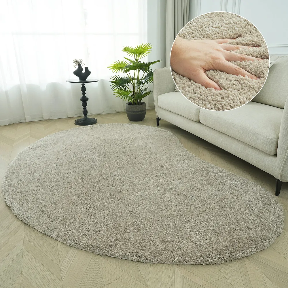 Covor cu fire înalte Halrum foarte pufos oval bej 200x300 cm