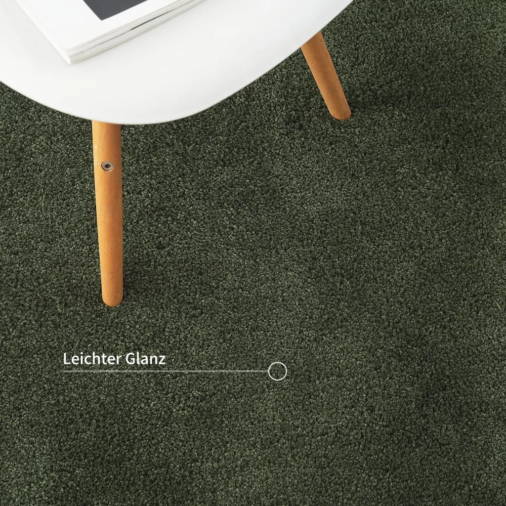 Covor cu fire înalte Halrum foarte pufos oval verde inchis 100x150 cm