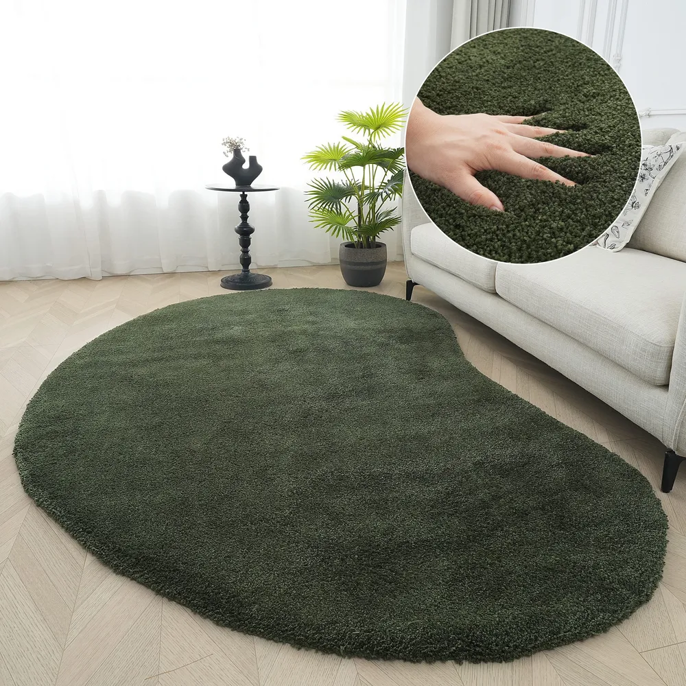 Covor cu fire înalte Halrum foarte pufos oval verde inchis 160x230 cm
