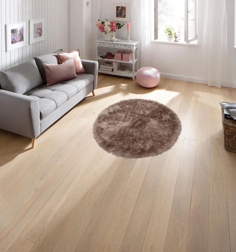 Covor rotund cu fire înalte Glossy 411, deosebit de moale, 120 cm