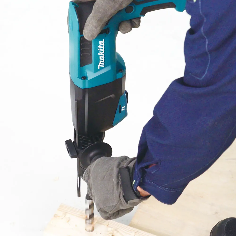 Percutor ciocan Makita HR2670FT 800W