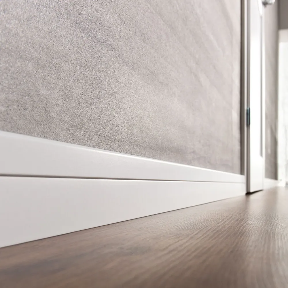 Plinta MDF Estilo 75 Alb 2.4 E301, 1 buc