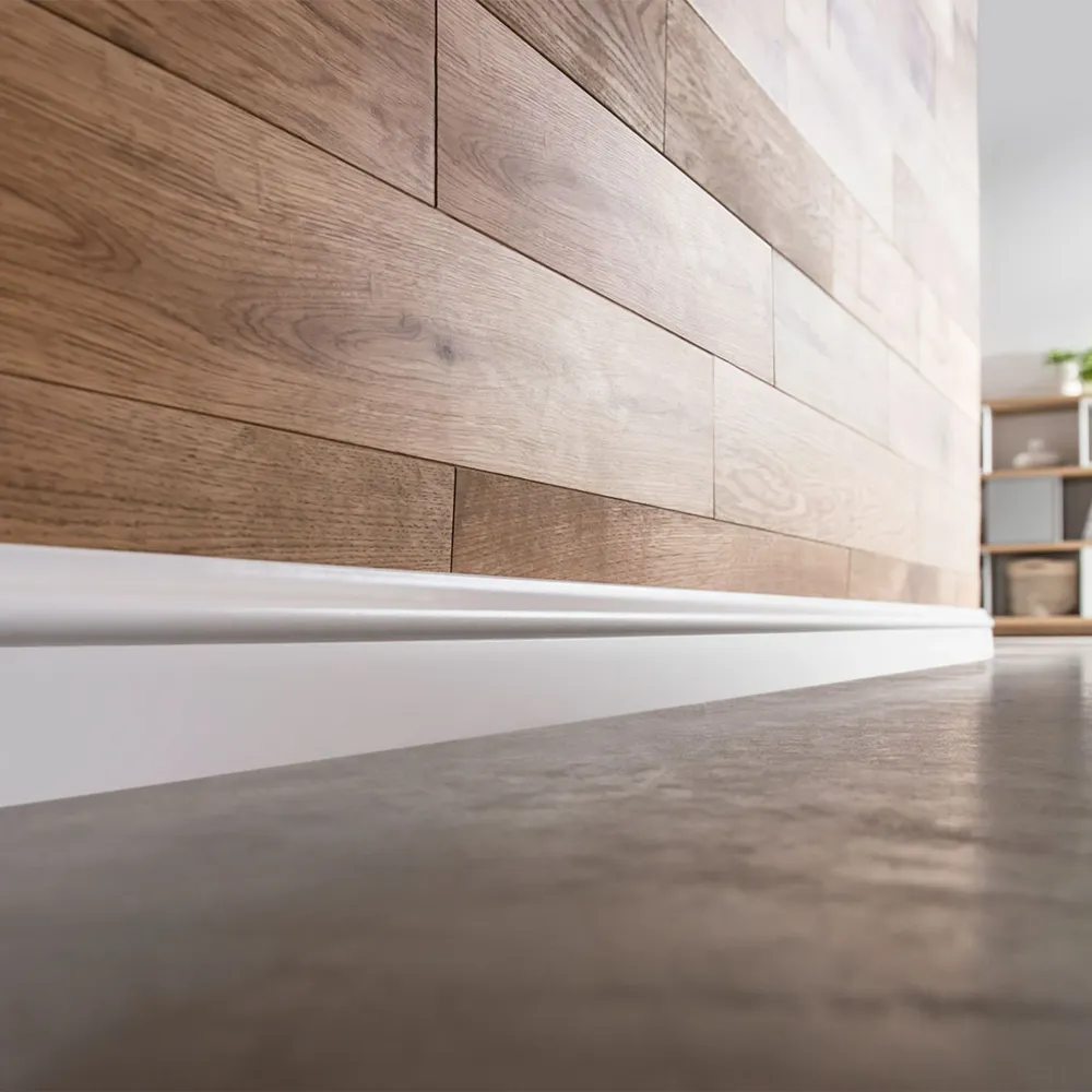 Plinta MDF Estilo 75 Alb 2.4 E501, 1 buc
