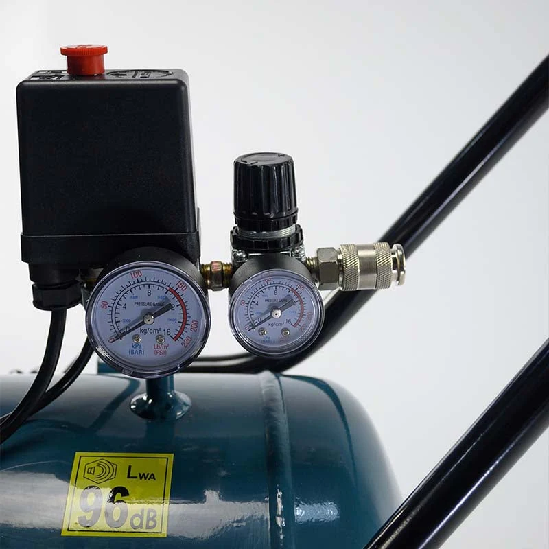 RESIGILAT: Compresor BORMANN PRO 2.5 cai putere/50l, Model BAT5030