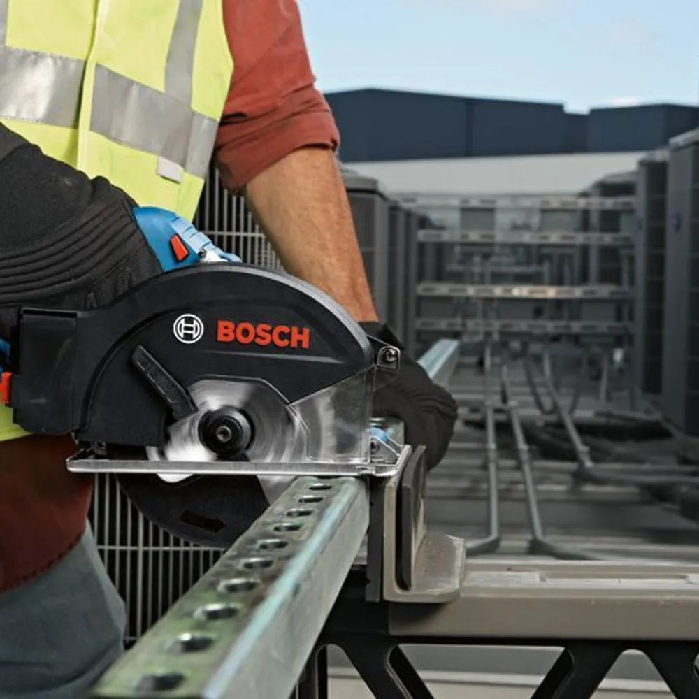 ferăstrău circular Bosch Profesional GKM 18V-50 PRO 18V